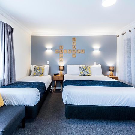 Kings Court Motel Whanganui Bagian luar foto