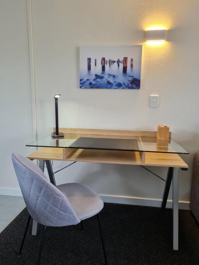 Kings Court Motel Whanganui Bagian luar foto