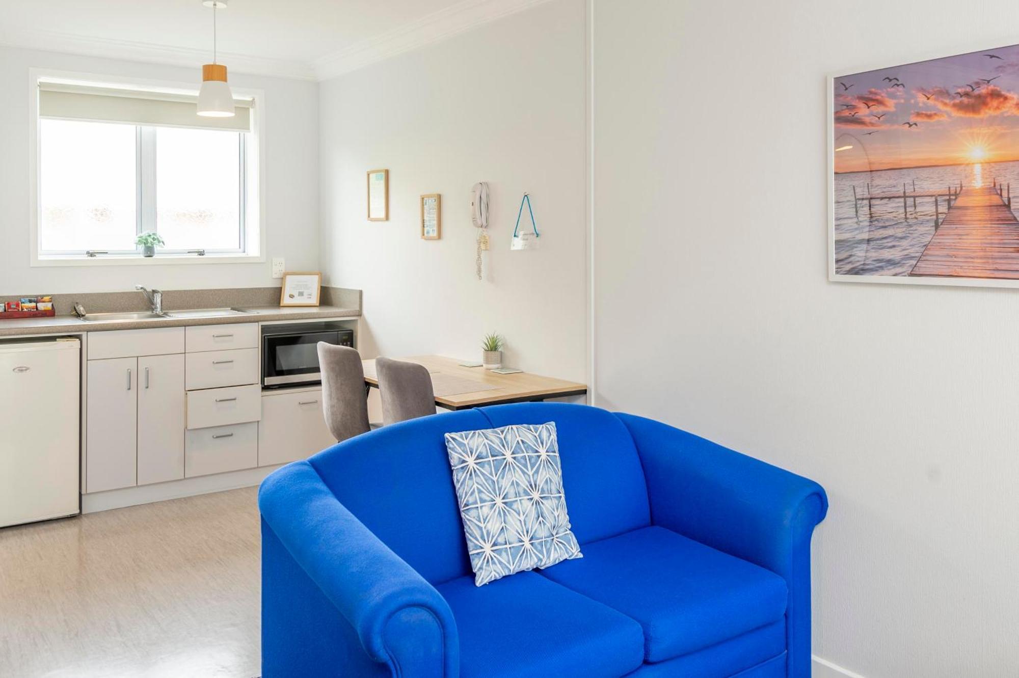 Kings Court Motel Whanganui Bagian luar foto